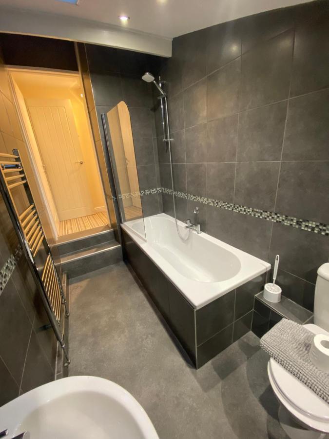 Sands Reach, Dog Friendly Tenby House Exterior photo
